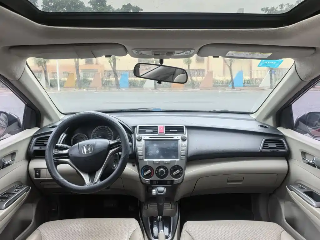 City Classic 1.5 L Auto Elite