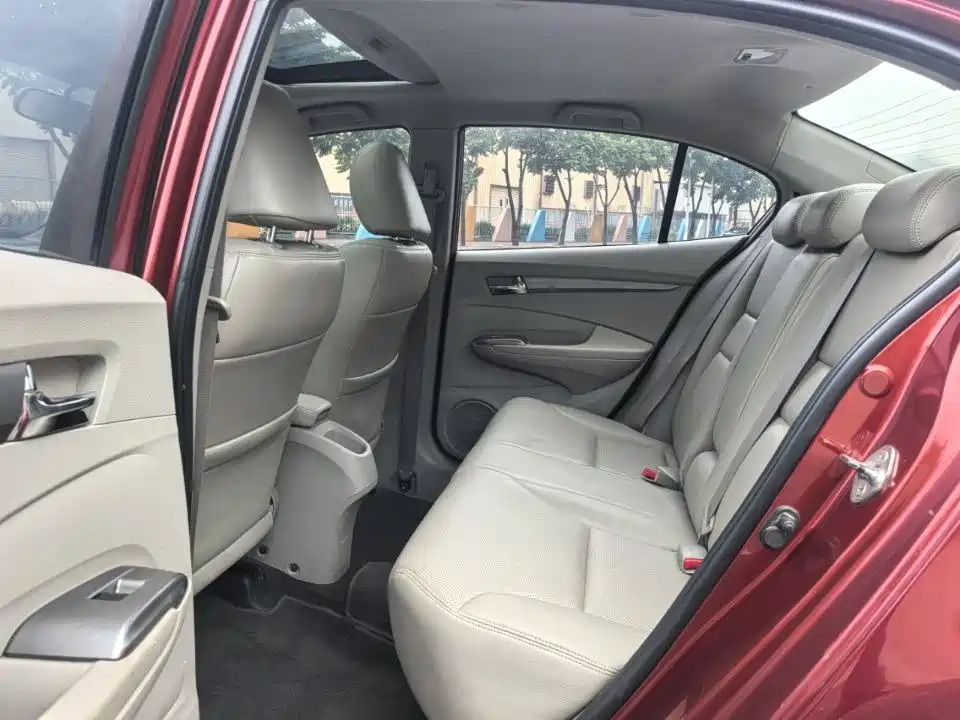 City Classic 1.5 L Auto Elite