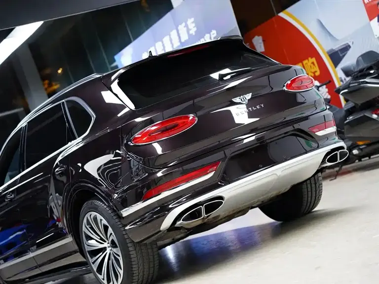 Bentley Bentayga 4.0 T V8 LWB Range