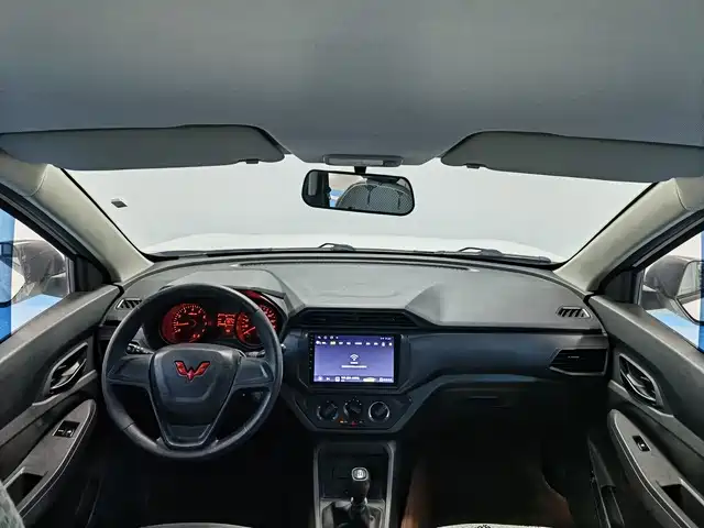 Wuling Hongguang Facelift 1.5 L S Basic Electric Assist LAR