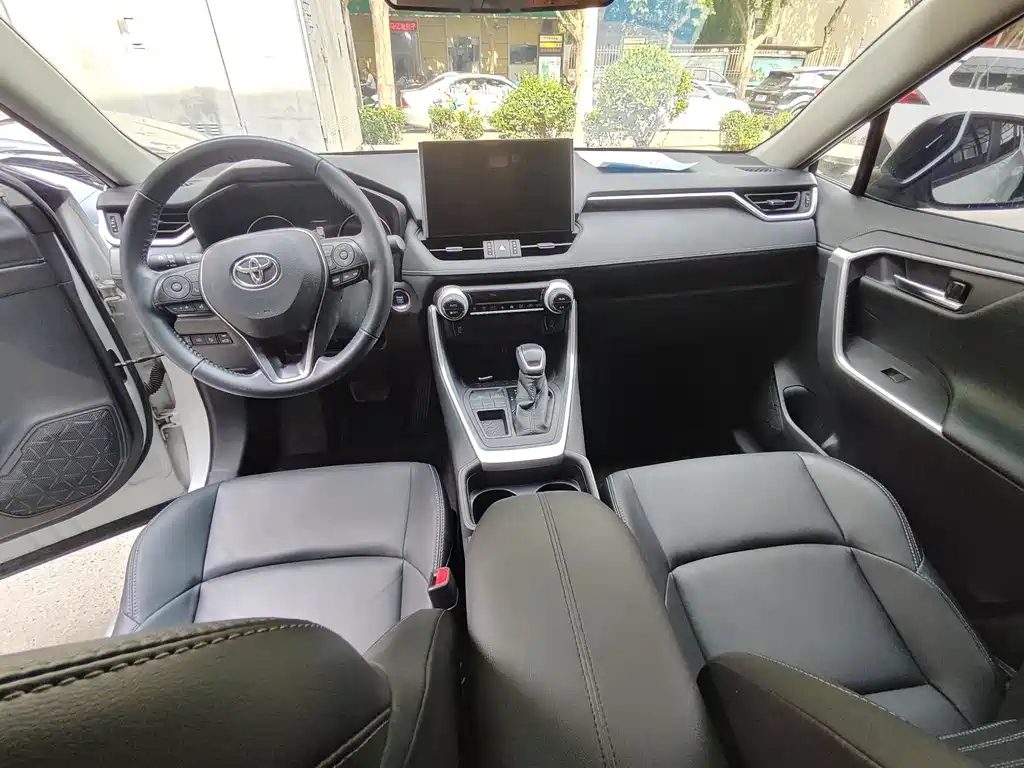 Wildlander 2.0 L CVT 2 WD Luxury