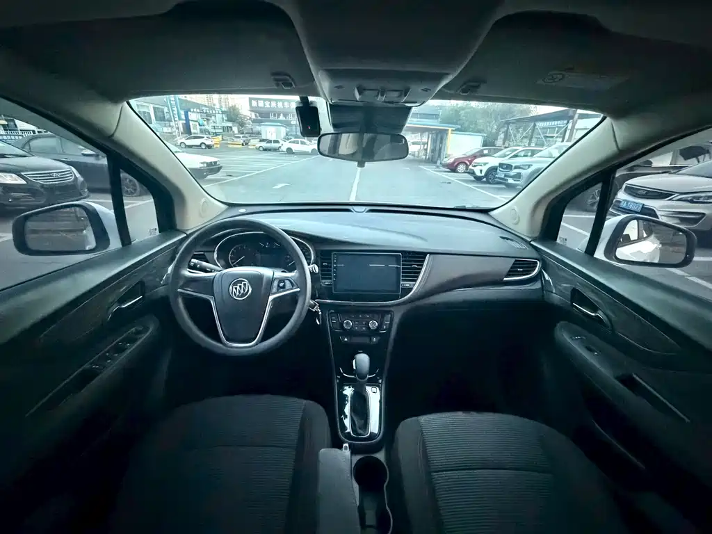 Encore 18 T Auto 2 WD Urban Leading