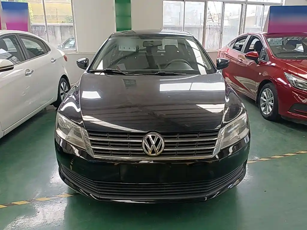 Lavida Facelift Classic 1.6 L Auto Style