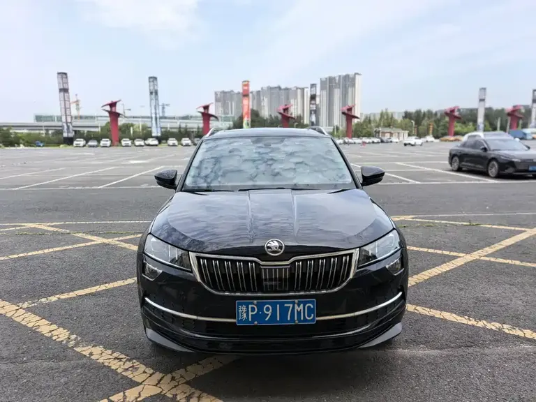 Skoda Karoq TSI280 Luxury Enjoyment