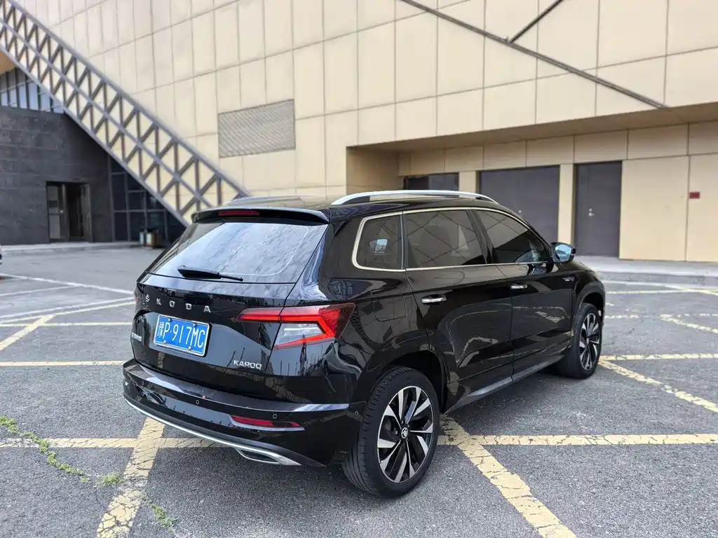 Karoq TSI280 Luxury Enjoyment