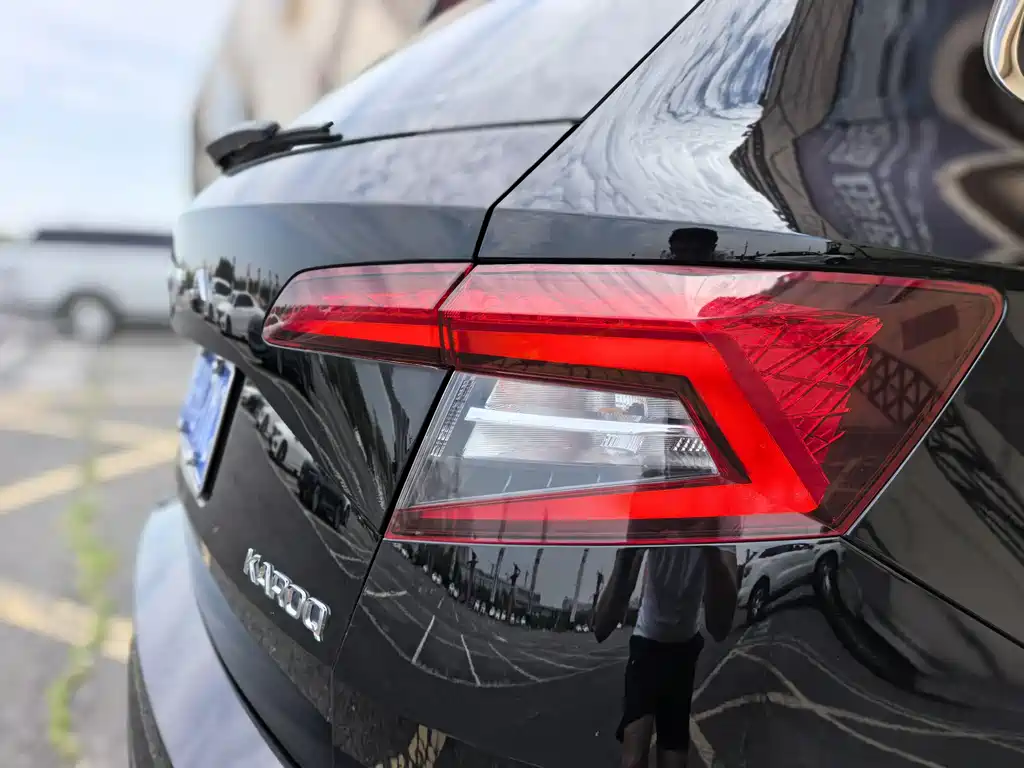 Karoq TSI280 Luxury Enjoyment