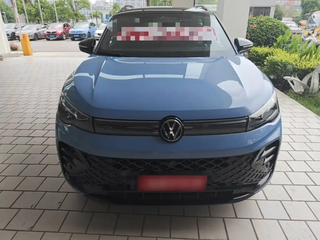 Tiguan L PRO 380 TSI 4 WD R-Line Smart Supreme