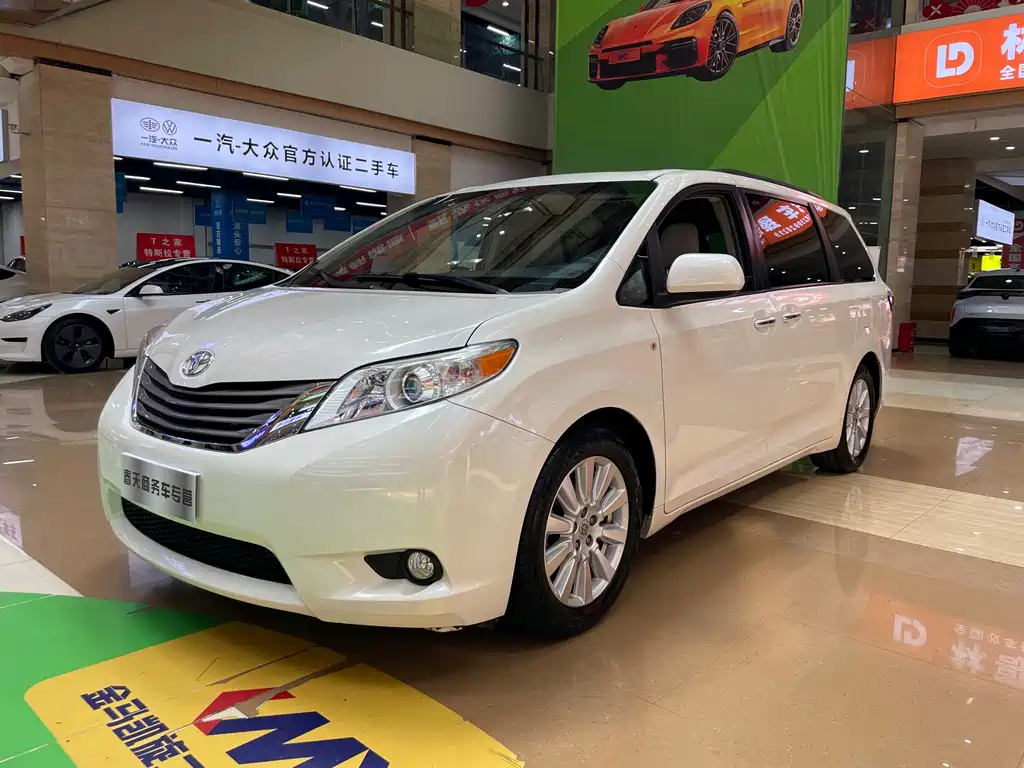 SIENNA 3.5 L 2 WD L