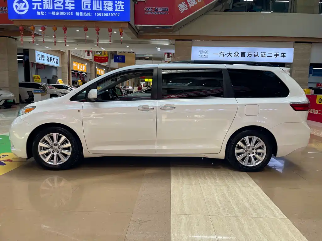 SIENNA 3.5 L 2 WD L