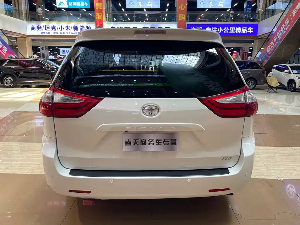 SIENNA 3.5 L 2 WD L