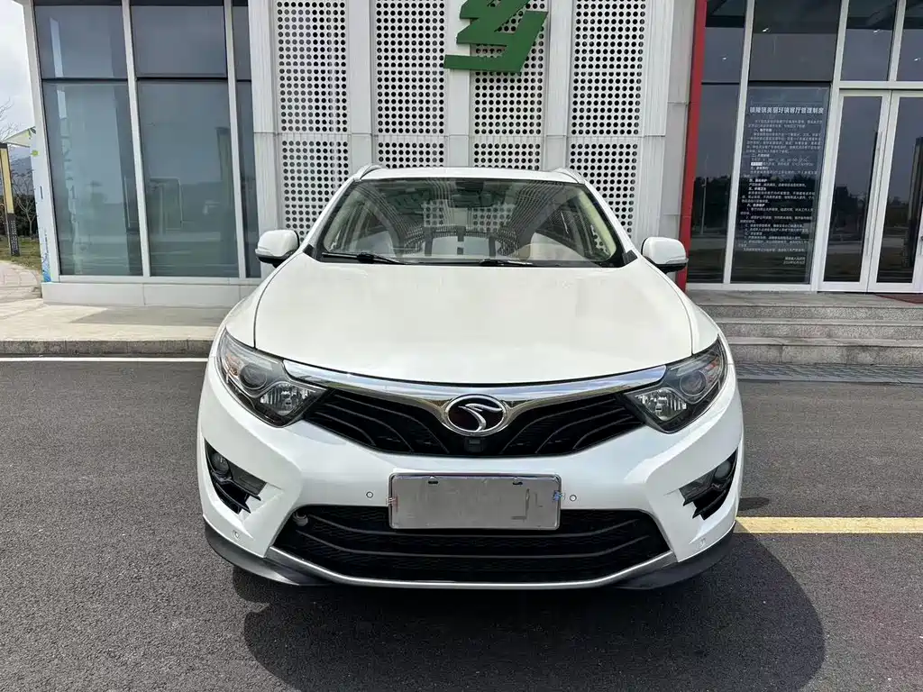 Soueast DX7 1.5 T Auto Luxury