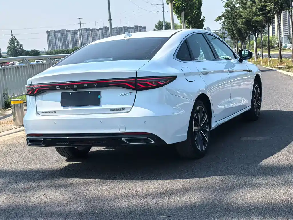 Arrizo 8 PRO 1.6 T DCT Luxury