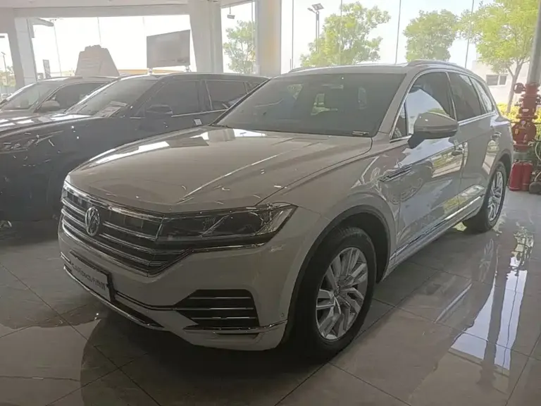 Volkswagen Touareg 2.0 TSI Sharp Wing CN-V