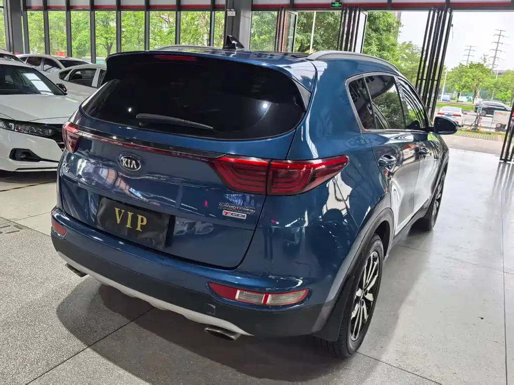 Kia KX5 1.6 T Auto 2 WD DLX