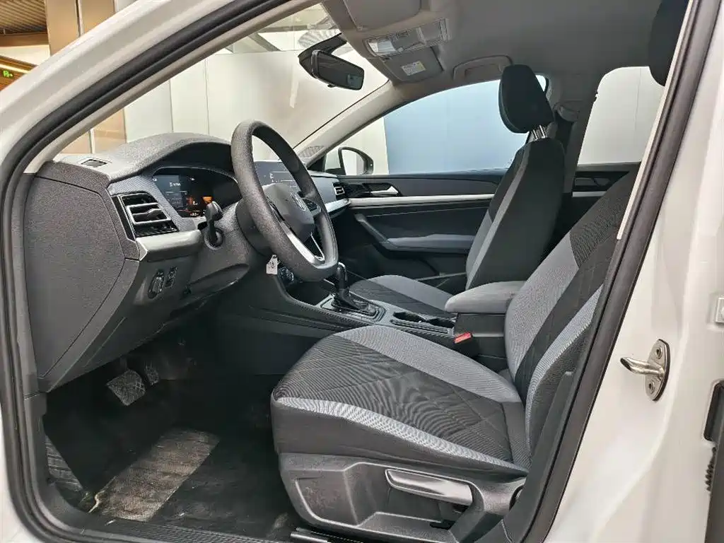 Lavida 1.5 L Auto Comfort