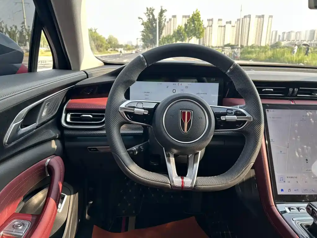 Hongqi H5 2.0 T Auto Shadow