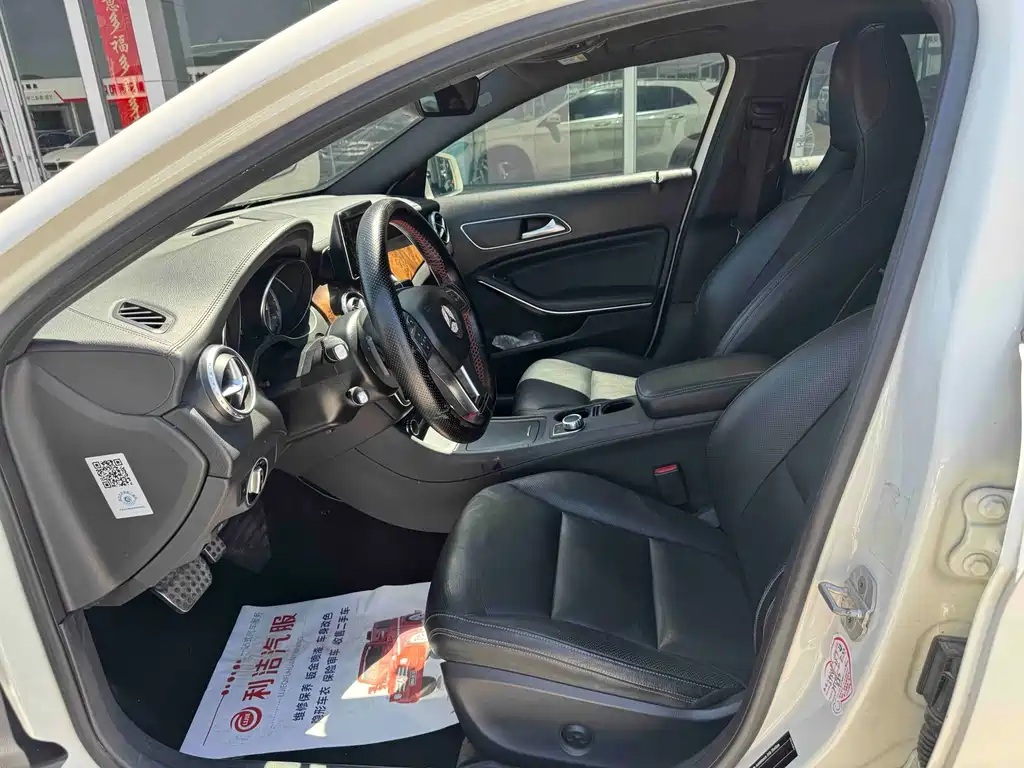 Mercedes-Benz GLA (Import) GLA 260 4 MATIC