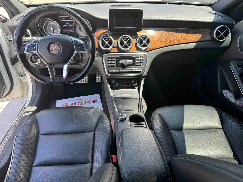 Mercedes-Benz GLA (Import) GLA 260 4 MATIC