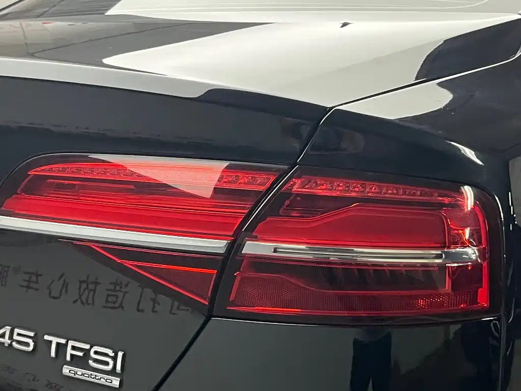Audi A8 A8 L 45 TFSI quattro Comfort