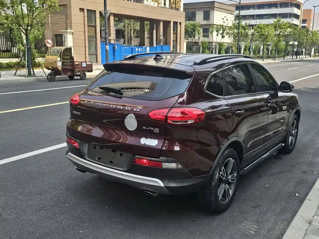 Leopaard CS10 1.5 T CVT Distinguished