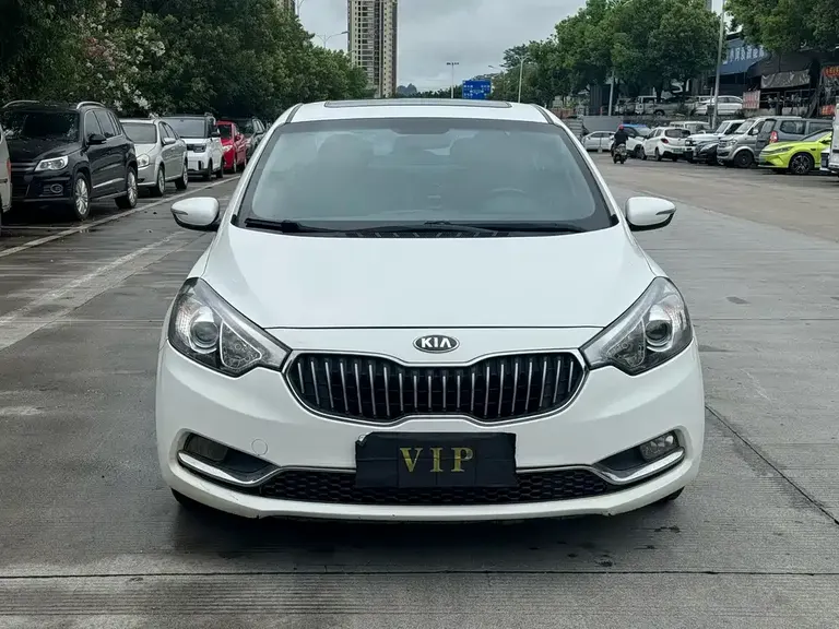Kia K3 1.6 L Manual GLS