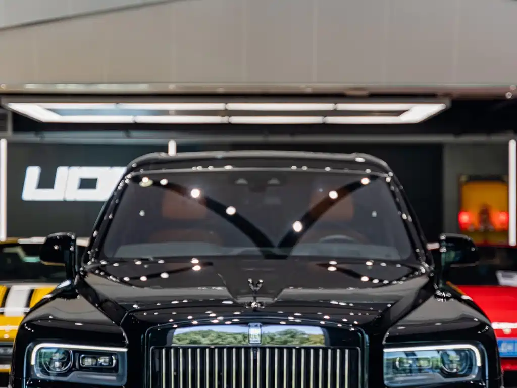 Cullinan Black Badge