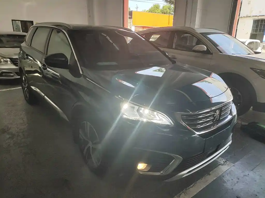Peugeot 5008 标致5008 2019款 400 THP 5座精英版