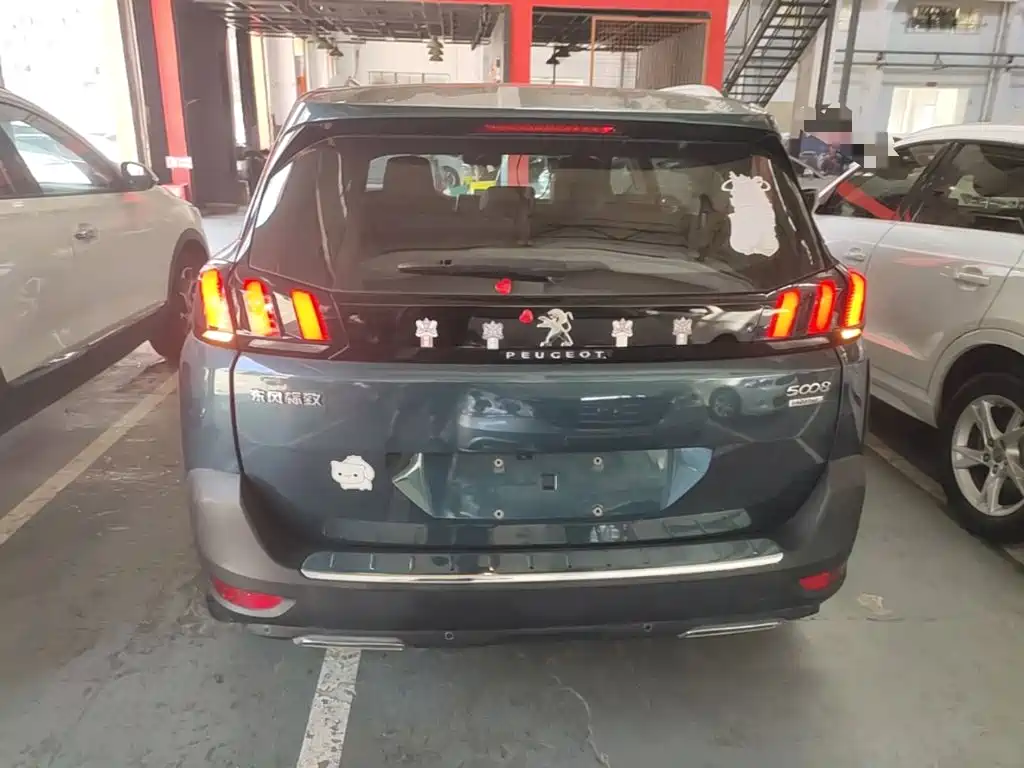 Peugeot 5008 标致5008 2019款 400 THP 5座精英版