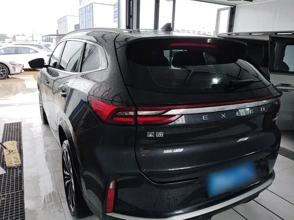 Exeed Lingyun 300 T 2 WD Stellar