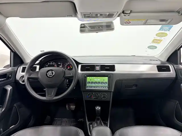 Rapid Spaceback Facelift 1.6 L Auto Creation