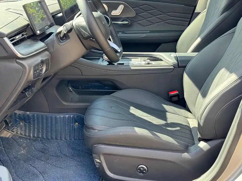 Arrizo 8 PRO 1.6 T DCT Luxury