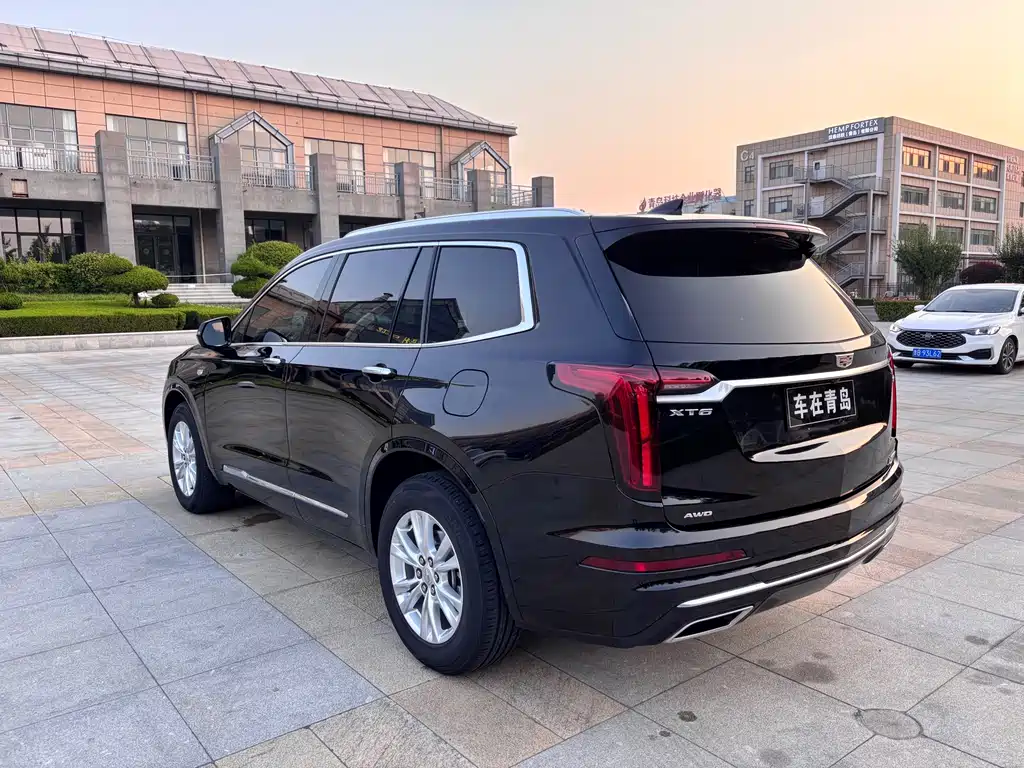 Cadillac XT6 28 T 7-seat 4 WD Style