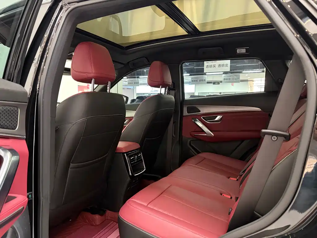 Jetour X70 PLUS 捷途X70 PLUS 2025款 冠军版 1.5 T DCT冠军MAX 5座