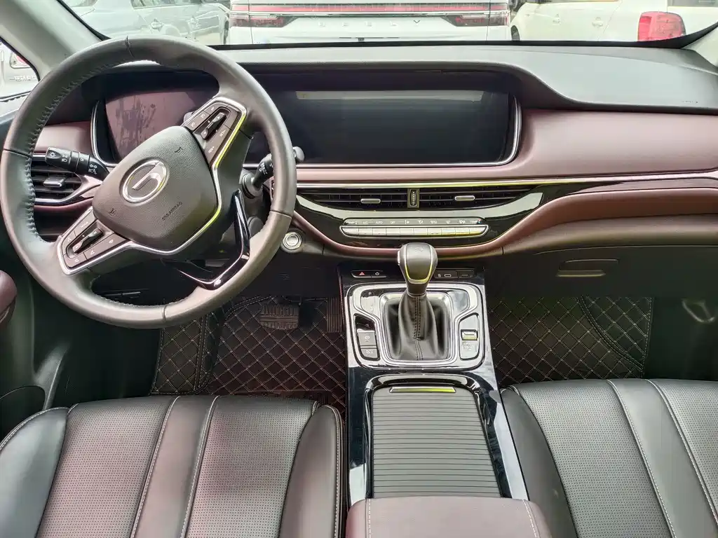 GAC Trumpchi M6 PRO 270 T DCT Elite