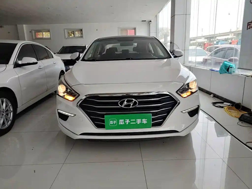 Mistra 1.6 T Auto Intelligent GLS CN-V