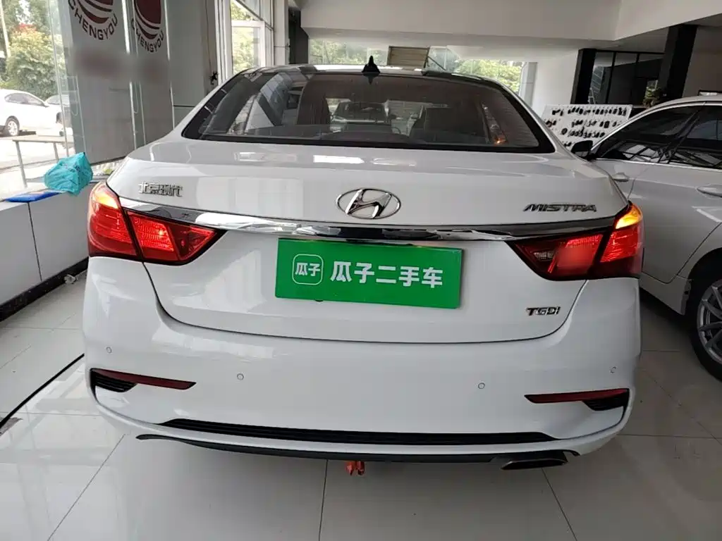 Mistra 1.6 T Auto Intelligent GLS CN-V