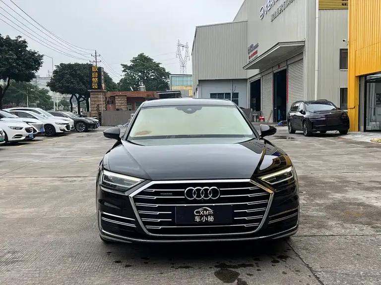 Audi A8 A8 L 55 TFSI quattro Launch Premium
