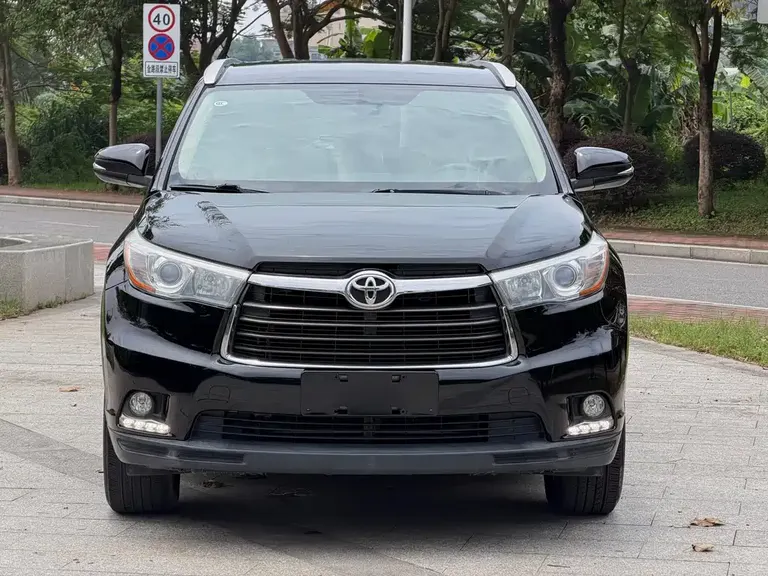 Toyota Highlander 2.0 T 2 WD Elite 5-seat