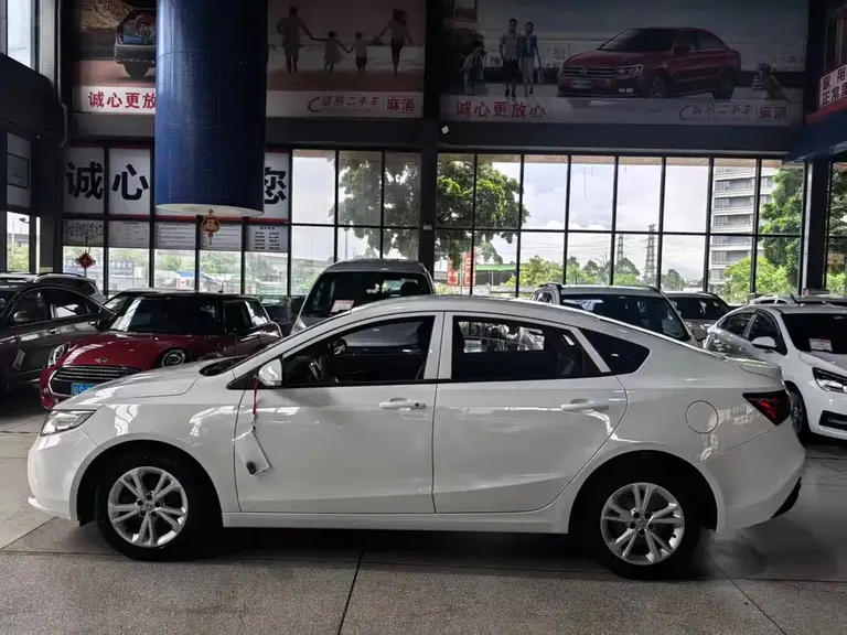 MG Ruixing 锐行 2016款 1.5 L 手动风尚版