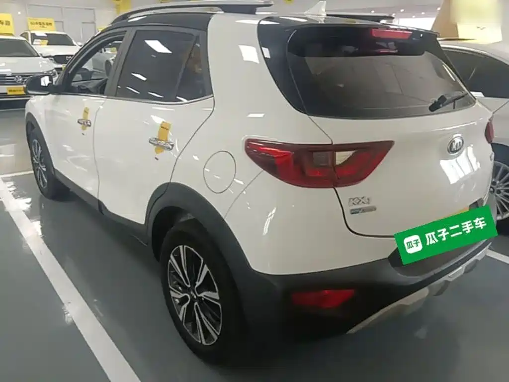 Stonic 1.4 L Auto Fun Enjoyment CN-V