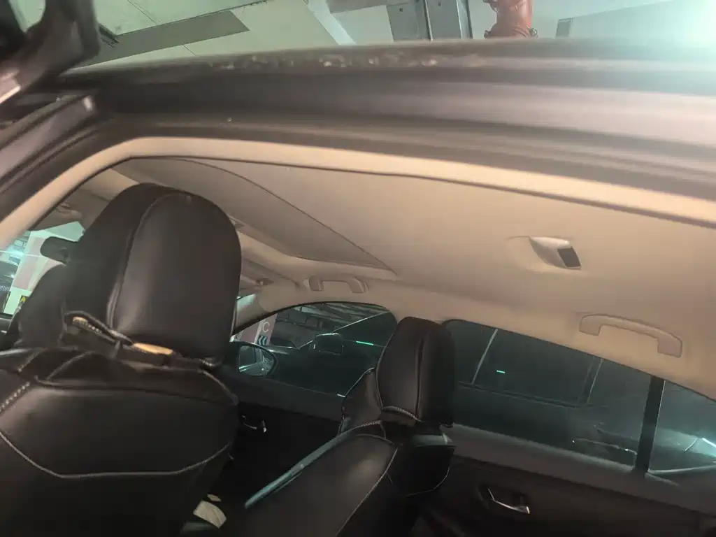 Sylphy 1.6 L XL CVT Joy