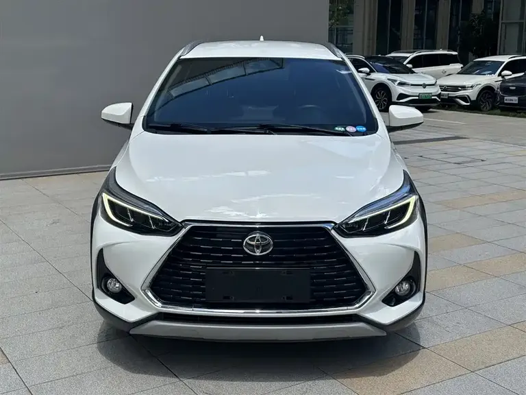 Toyota YARiS L Zhixuan Zhixuan X 1.5 L CVT Luxury PLUS