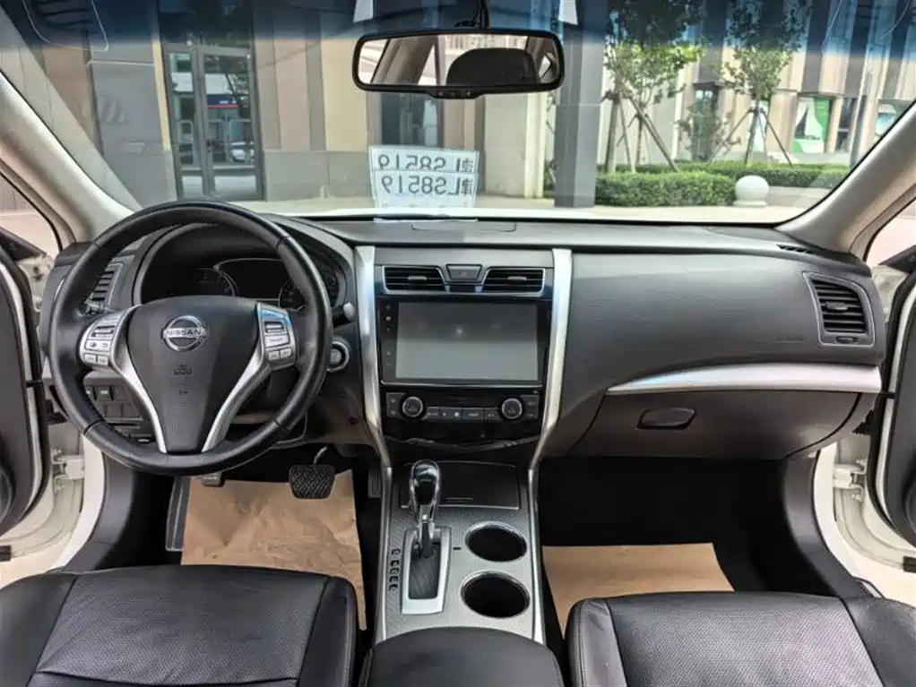 Teana 2.0 L XL Smart Progress