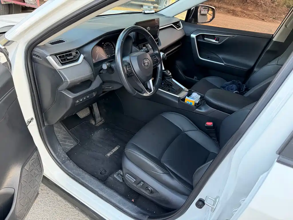 Wildlander 2.0 L CVT 4 WD Luxury PLUS