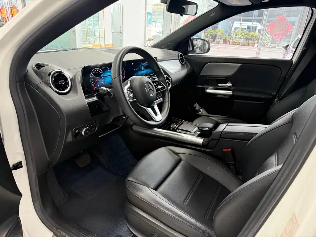 Mercedes-Benz GLA GLA 180