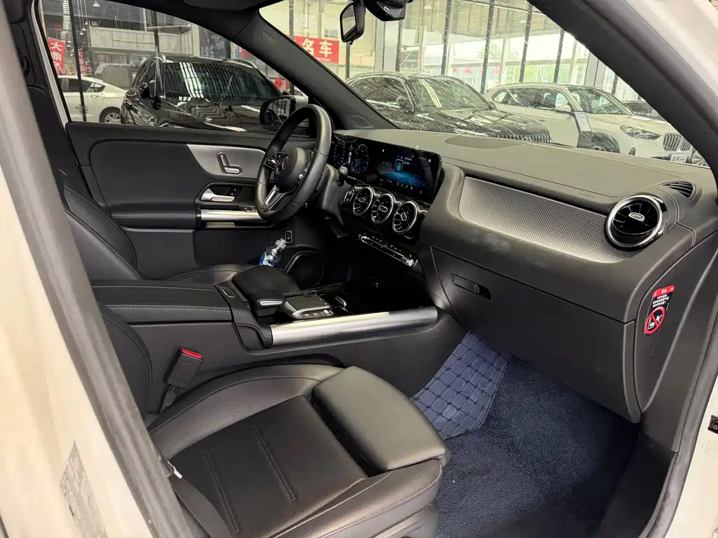 Mercedes-Benz GLA GLA 180