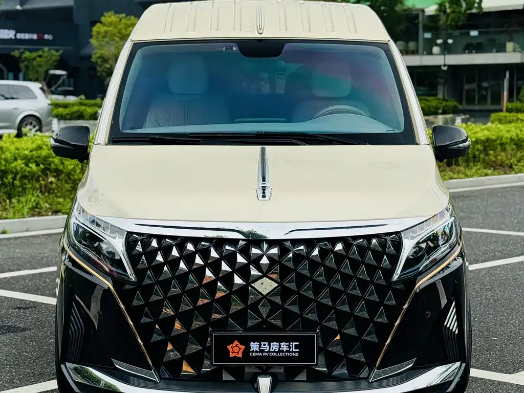 Kuti Xiangyi 克蒂翔翼 2023款 2.0 T 翔翼MH7 7座