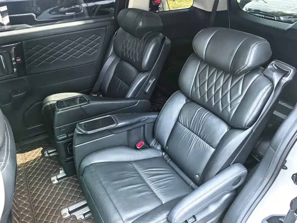 Elysion 2.0 L Hybrid Luxury