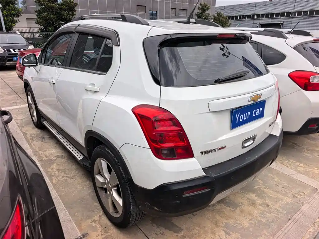 Tracker 1.4 T Auto 2 WD Luxury
