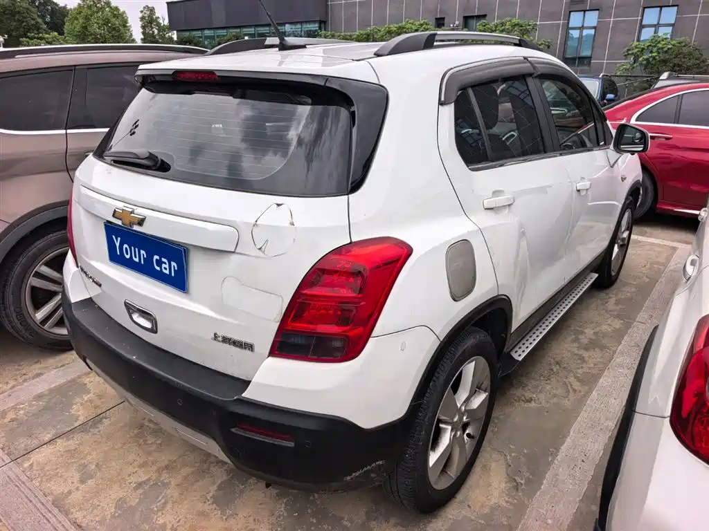Tracker 1.4 T Auto 2 WD Luxury